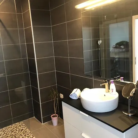 Apartment Lucija - Dekani